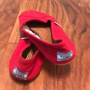 Toms Red Canvas Women’s Classics